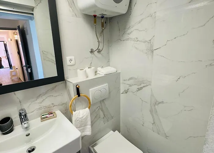 Апартаменты A2 *